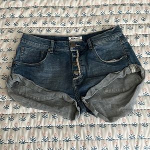 One teaspoon shorts